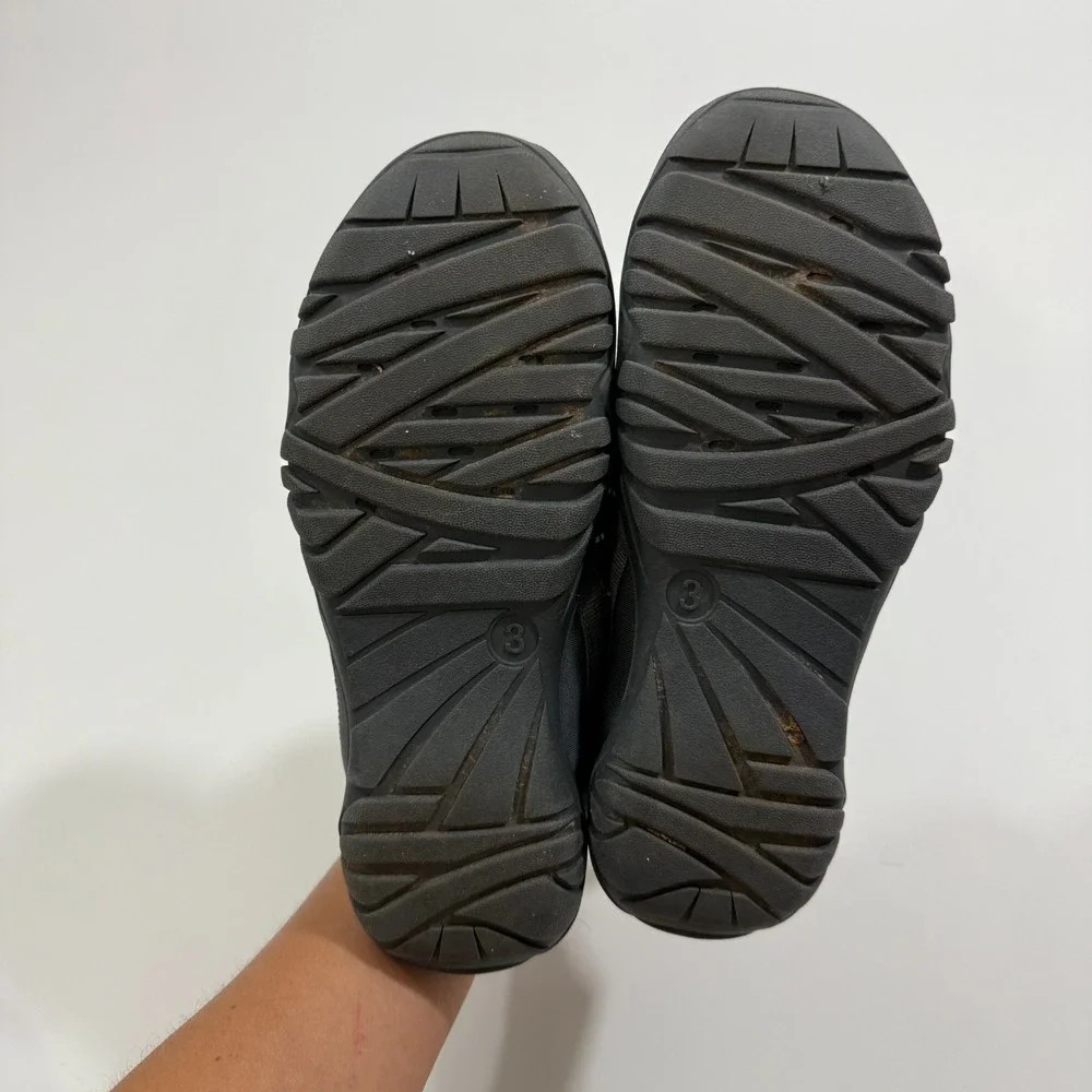 All In Motion Boys Gray Windsor Apparel Water Shoes Slip On Bungee Mesh Size 3